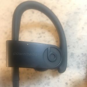 Power Beats 3